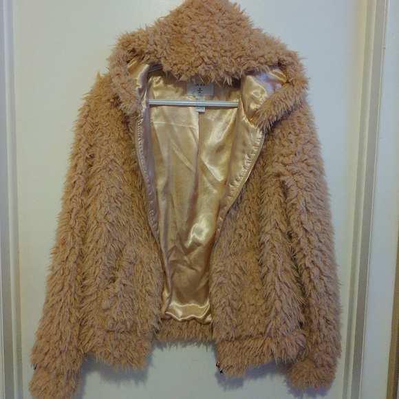 Forever 21 Teddy Jacket - Picture 1 of 5